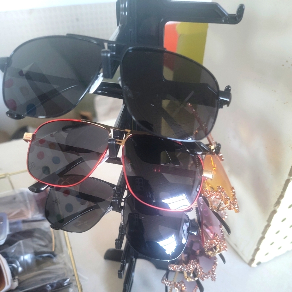 Men's Shades for all seasons/Black/Red Sunglasses for men
